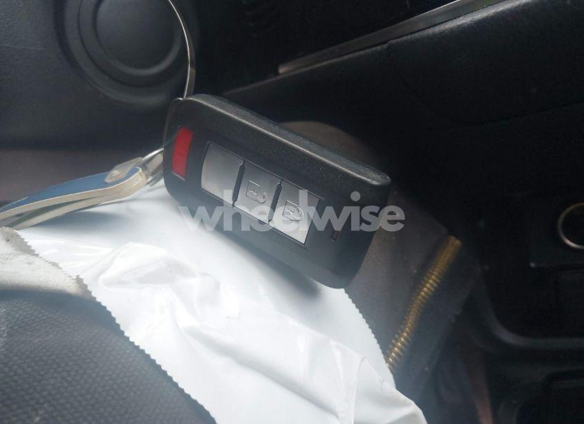 Photo 11 of 2018 Mitsubishi Outlander LE (VIN JA4AZ3A31JZ063894)