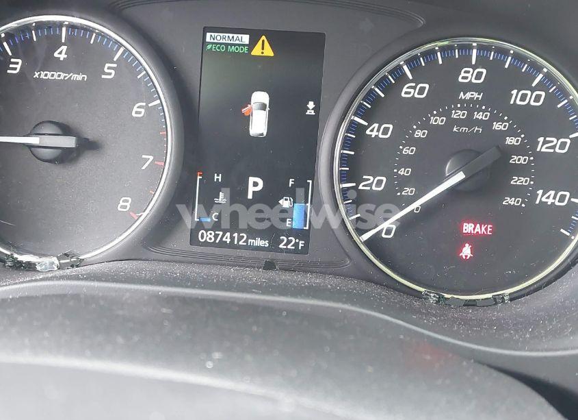 Photo 15 of 2018 Mitsubishi Outlander ES/LE/SE/SEL (VIN JA4AZ3A31JZ071302)