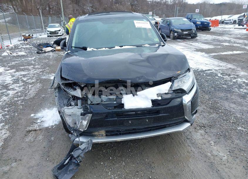 Photo 6 of 2018 Mitsubishi Outlander ES/LE/SE/SEL (VIN JA4AZ3A31JZ071302)