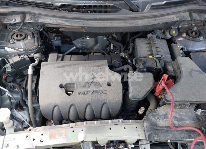 Photo 10 of 2019 Mitsubishi Outlander ES/LE/SE/SEL (VIN JA4AZ3A31KZ012493)