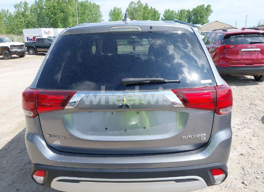 Photo 16 of 2019 Mitsubishi Outlander ES/LE/SE/SEL (VIN JA4AZ3A31KZ012493)
