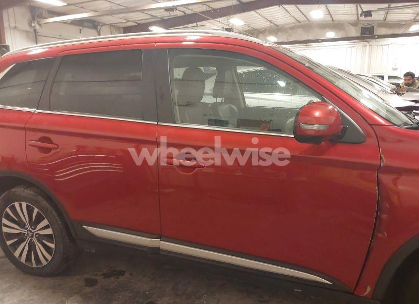 Photo 14 of 2019 Mitsubishi Outlander SEL (VIN JA4AZ3A31KZ014924)