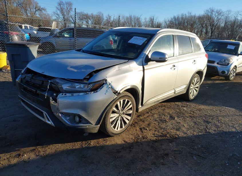 Photo 2 of 2019 Mitsubishi Outlander SEL (VIN JA4AZ3A31KZ034686)
