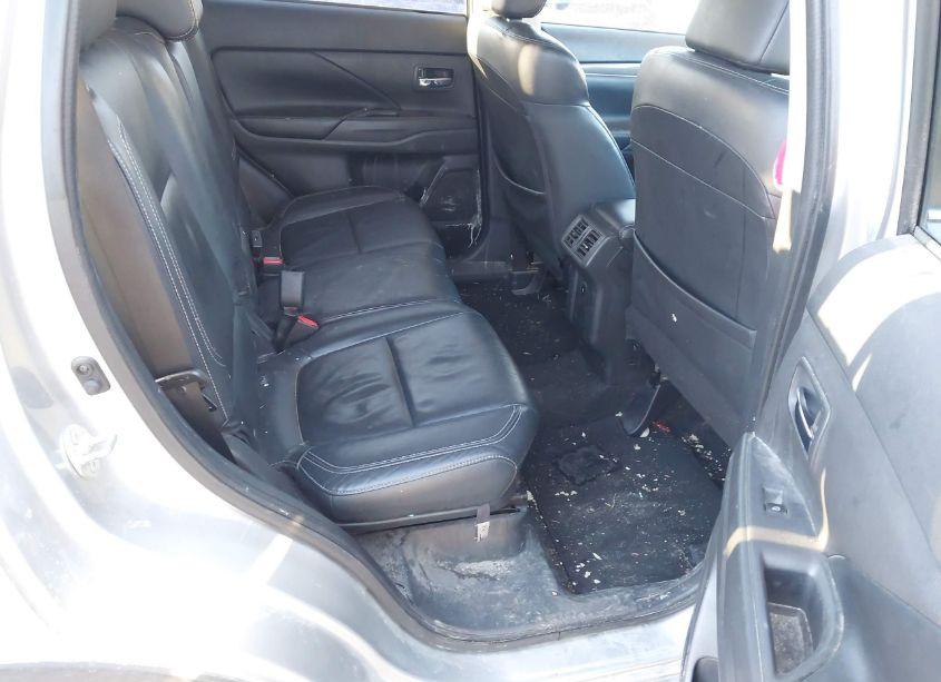 Photo 8 of 2019 Mitsubishi Outlander SEL (VIN JA4AZ3A31KZ034686)