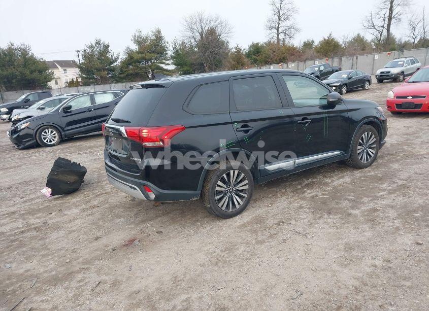 Photo 4 of 2019 Mitsubishi Outlander SE (VIN JA4AZ3A31KZ041055)