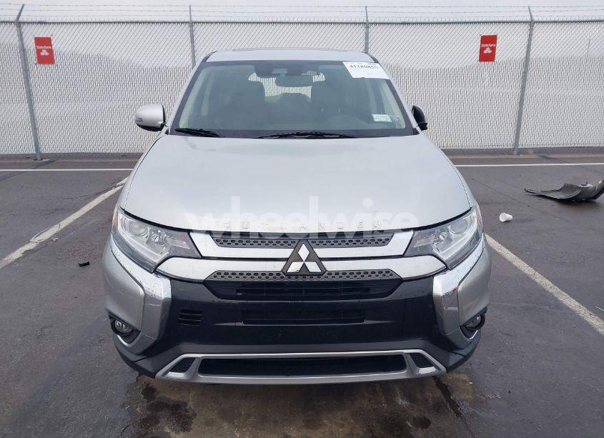 Photo 13 of 2020 Mitsubishi Outlander SE 2.4 S-AWC (VIN JA4AZ3A31LZ007473)