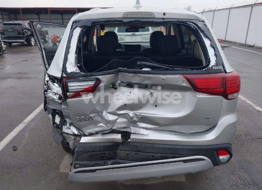 Photo 6 of 2020 Mitsubishi Outlander SE 2.4 S-AWC (VIN JA4AZ3A31LZ007473)