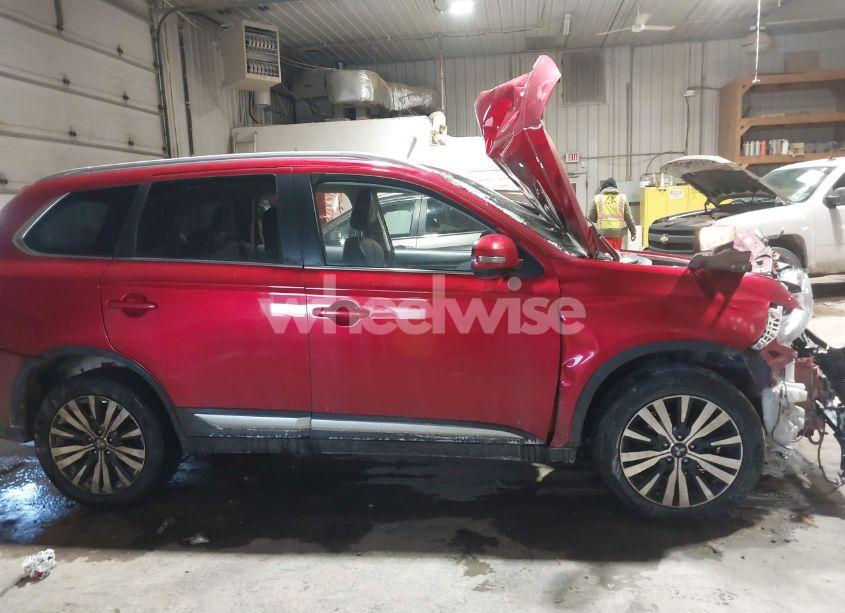 Photo 13 of 2020 Mitsubishi Outlander SEL 2.4 S-AWC (VIN JA4AZ3A31LZ019980)