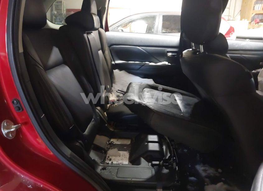 Photo 8 of 2020 Mitsubishi Outlander SEL 2.4 S-AWC (VIN JA4AZ3A31LZ019980)