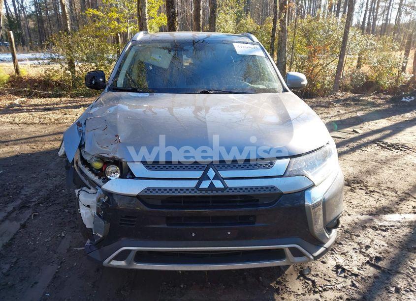 Photo 13 of 2020 Mitsubishi Outlander ES 2.4 S-AWC/LE 2.4 S-AWC/SE 2.4 S-AWC/SEL 2.4 S-AWC/SP 2.4 S-AWC (VIN JA4AZ3A31LZ041204)