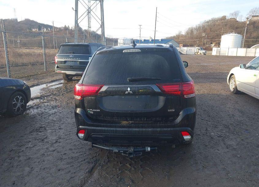 Photo 17 of 2020 Mitsubishi Outlander ES 2.4 S-AWC/LE 2.4 S-AWC/SE 2.4 S-AWC/SEL 2.4 S-AWC/SP 2.4 S-AWC (VIN JA4AZ3A31LZ043020)