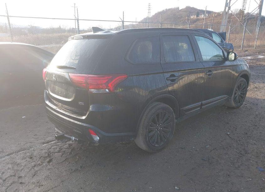 Photo 4 of 2020 Mitsubishi Outlander ES 2.4 S-AWC/LE 2.4 S-AWC/SE 2.4 S-AWC/SEL 2.4 S-AWC/SP 2.4 S-AWC (VIN JA4AZ3A31LZ043020)