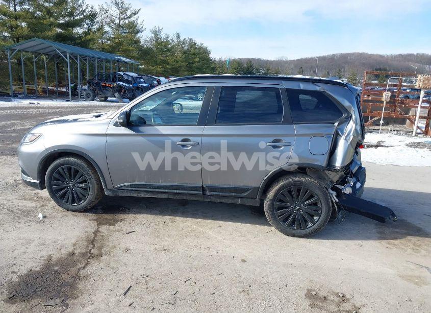 Photo 14 of 2020 Mitsubishi Outlander ES 2.4 S-AWC/LE 2.4 S-AWC/SE 2.4 S-AWC/SEL 2.4 S-AWC/SP 2.4 S-AWC (VIN JA4AZ3A31LZ043163)