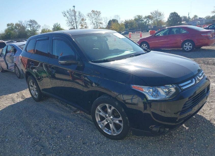 2014 Mitsubishi Outlander SE (VIN JA4AZ3A32EZ002480) main photo