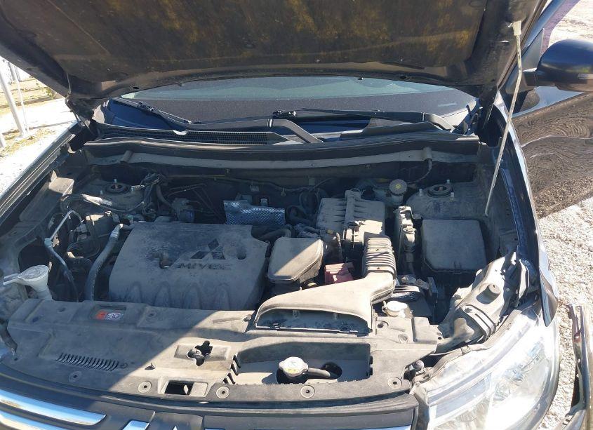 Photo 10 of 2014 Mitsubishi Outlander SE (VIN JA4AZ3A32EZ002480)