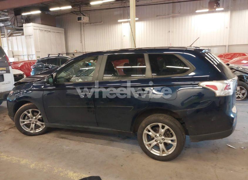 Photo 14 of 2014 Mitsubishi Outlander SE (VIN JA4AZ3A32EZ014273)