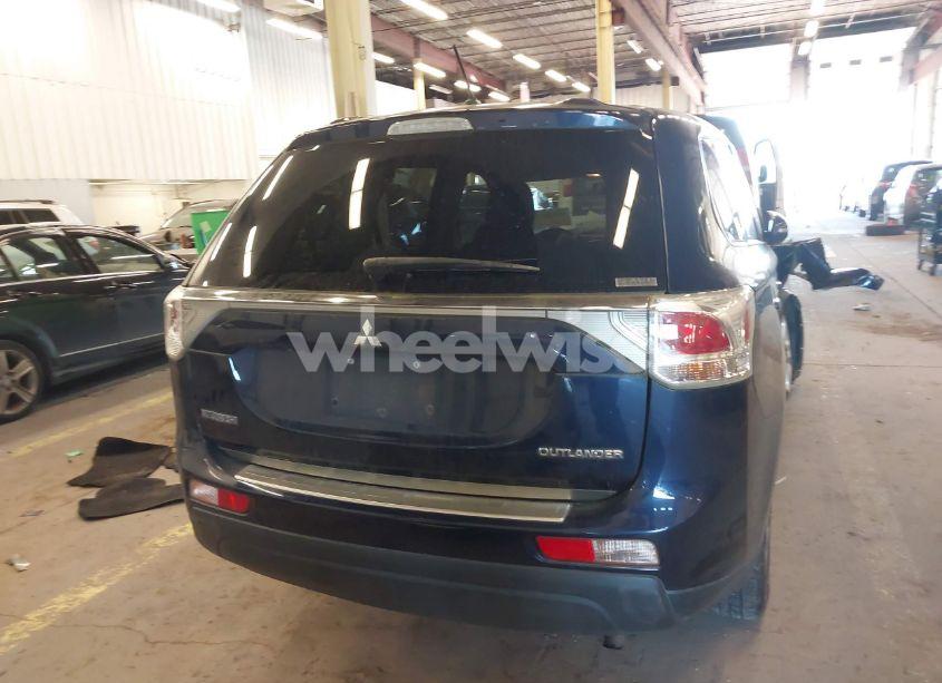 Photo 16 of 2014 Mitsubishi Outlander SE (VIN JA4AZ3A32EZ014273)