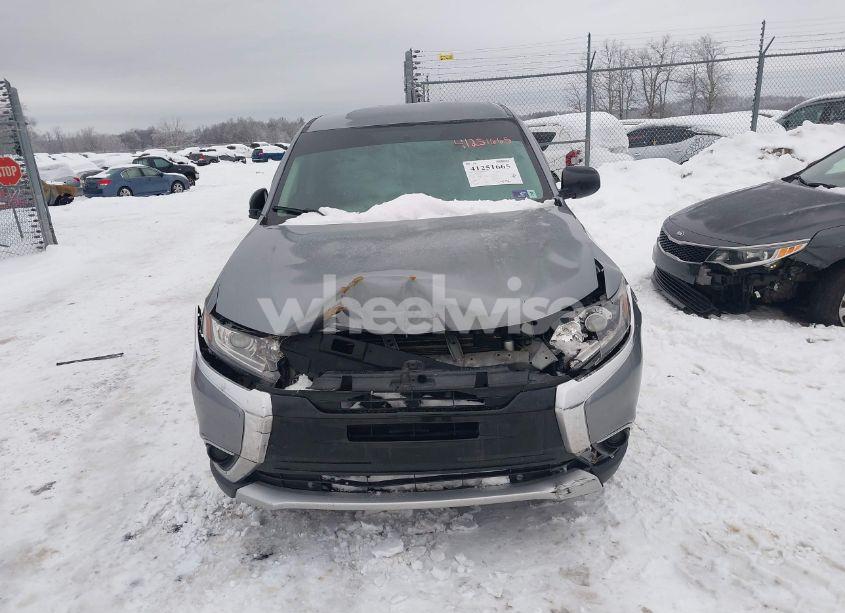 Photo 12 of 2016 Mitsubishi Outlander SE/SEL (VIN JA4AZ3A32GZ021713)