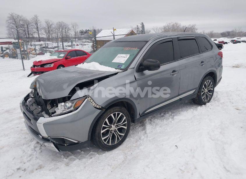 Photo 2 of 2016 Mitsubishi Outlander SE/SEL (VIN JA4AZ3A32GZ021713)