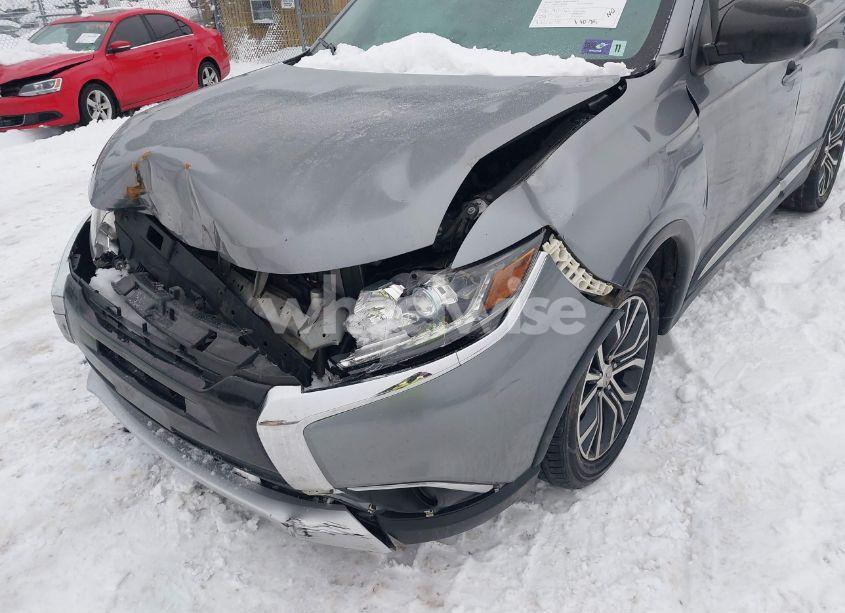 Photo 6 of 2016 Mitsubishi Outlander SE/SEL (VIN JA4AZ3A32GZ021713)