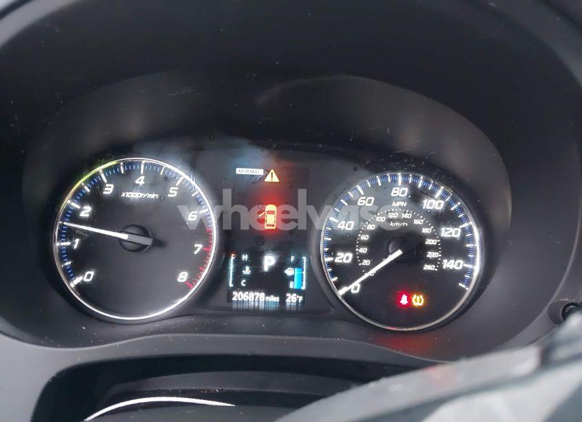 Photo 7 of 2016 Mitsubishi Outlander SE/SEL (VIN JA4AZ3A32GZ021713)