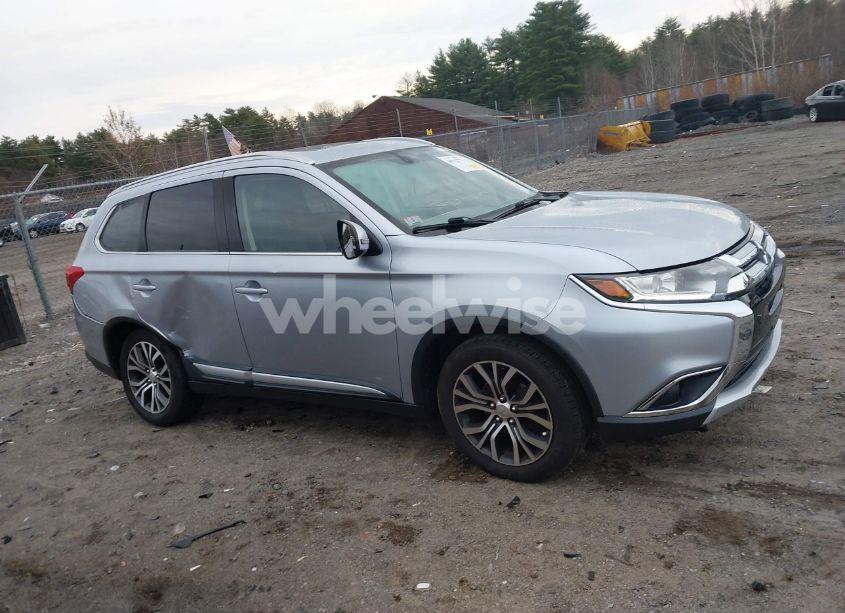 Photo 13 of 2017 Mitsubishi Outlander SEL (VIN JA4AZ3A32HZ031773)
