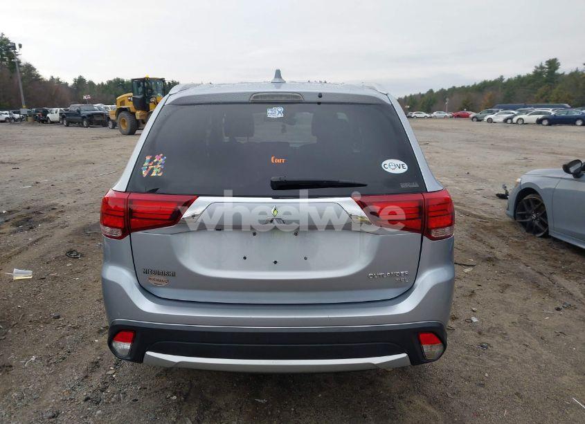 Photo 16 of 2017 Mitsubishi Outlander SEL (VIN JA4AZ3A32HZ031773)