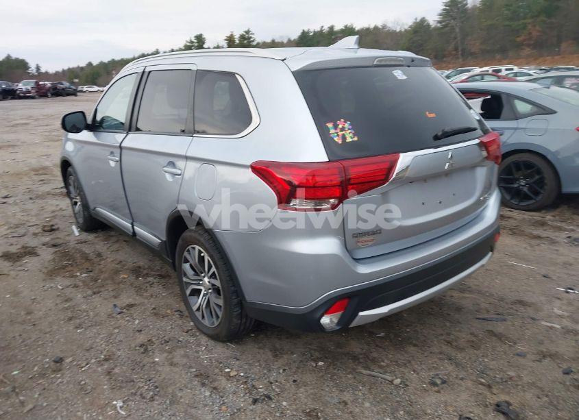 Photo 3 of 2017 Mitsubishi Outlander SEL (VIN JA4AZ3A32HZ031773)