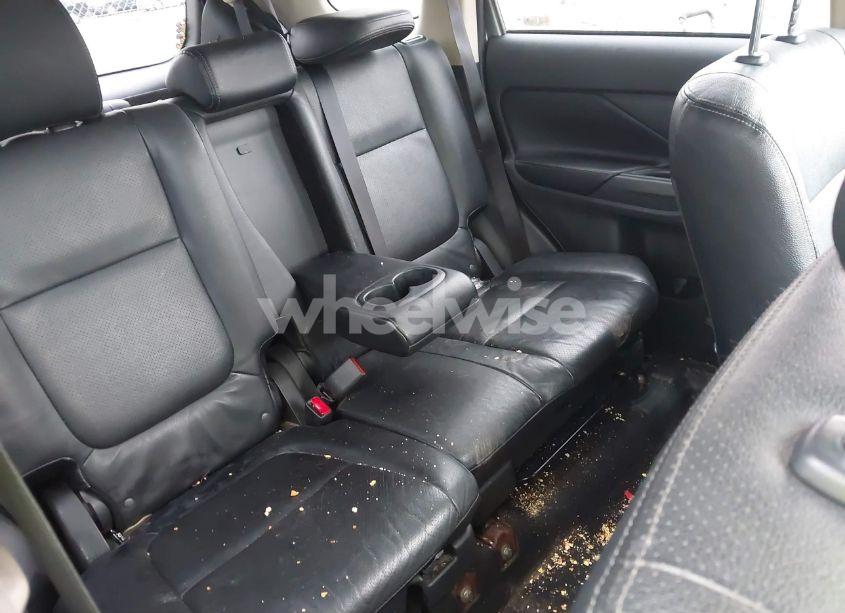 Photo 8 of 2017 Mitsubishi Outlander SEL (VIN JA4AZ3A32HZ031773)
