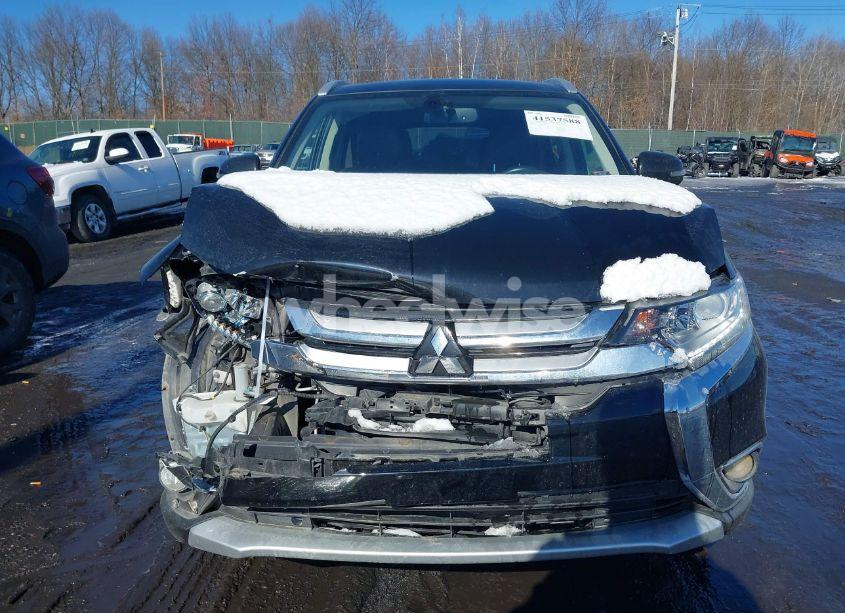 Photo 6 of 2017 Mitsubishi Outlander SEL (VIN JA4AZ3A32HZ058147)