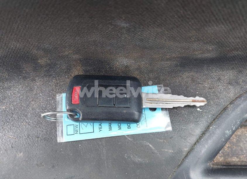 Photo 11 of 2019 Mitsubishi Outlander ES (VIN JA4AZ3A32KZ012910)