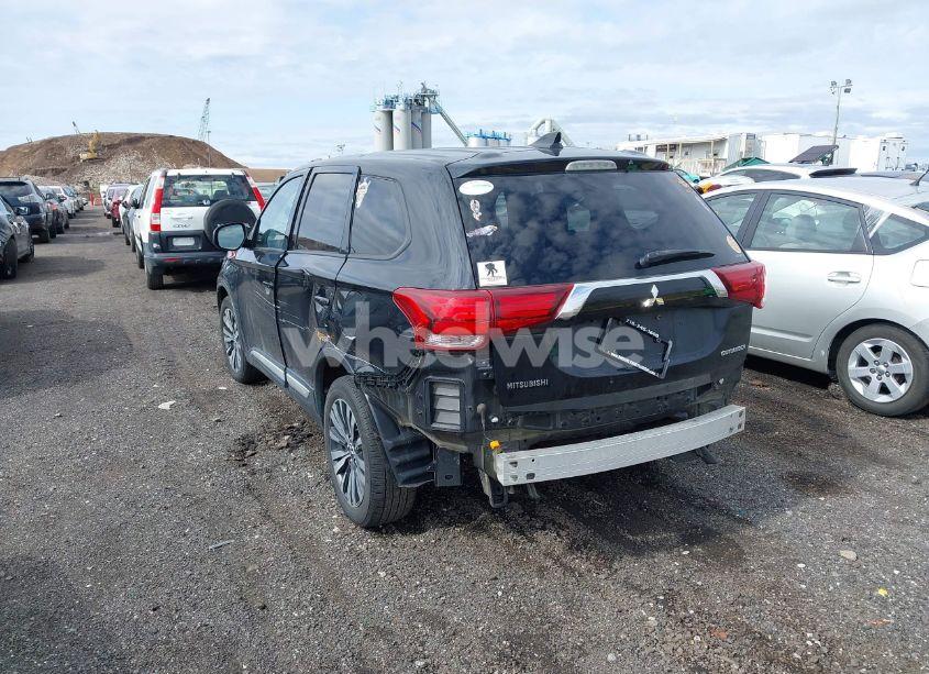 Photo 3 of 2019 Mitsubishi Outlander ES (VIN JA4AZ3A32KZ012910)