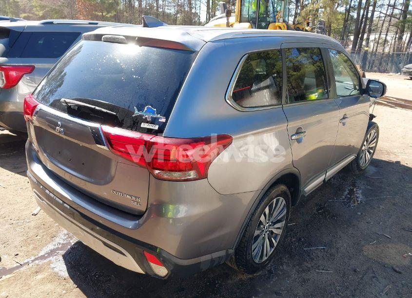 Photo 4 of 2019 Mitsubishi Outlander SEL (VIN JA4AZ3A32KZ023910)