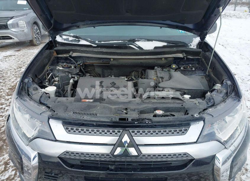 Photo 10 of 2019 Mitsubishi Outlander ES (VIN JA4AZ3A32KZ033403)