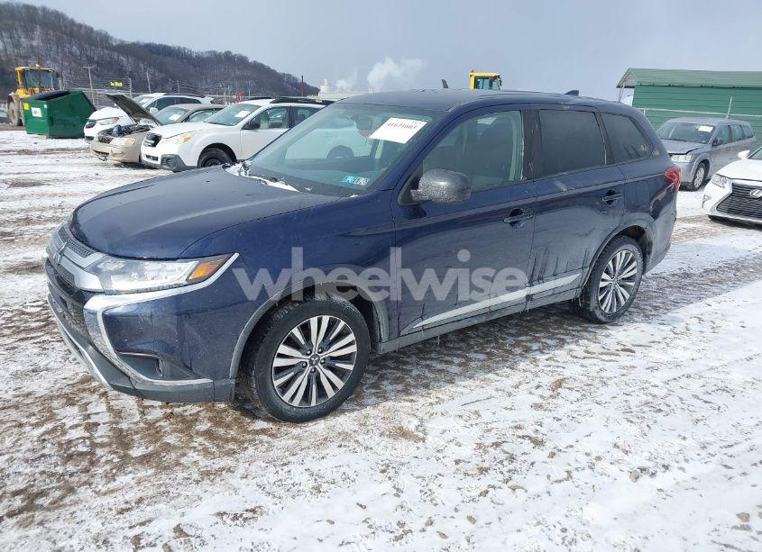 Photo 2 of 2019 Mitsubishi Outlander ES (VIN JA4AZ3A32KZ033403)