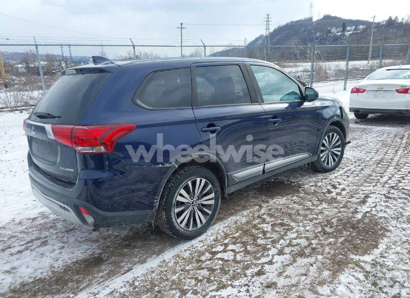 Photo 4 of 2019 Mitsubishi Outlander ES (VIN JA4AZ3A32KZ033403)