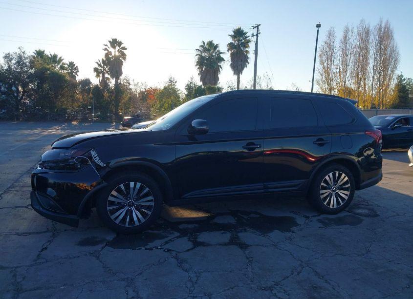 Photo 15 of 2019 Mitsubishi Outlander SEL (VIN JA4AZ3A32KZ042179)