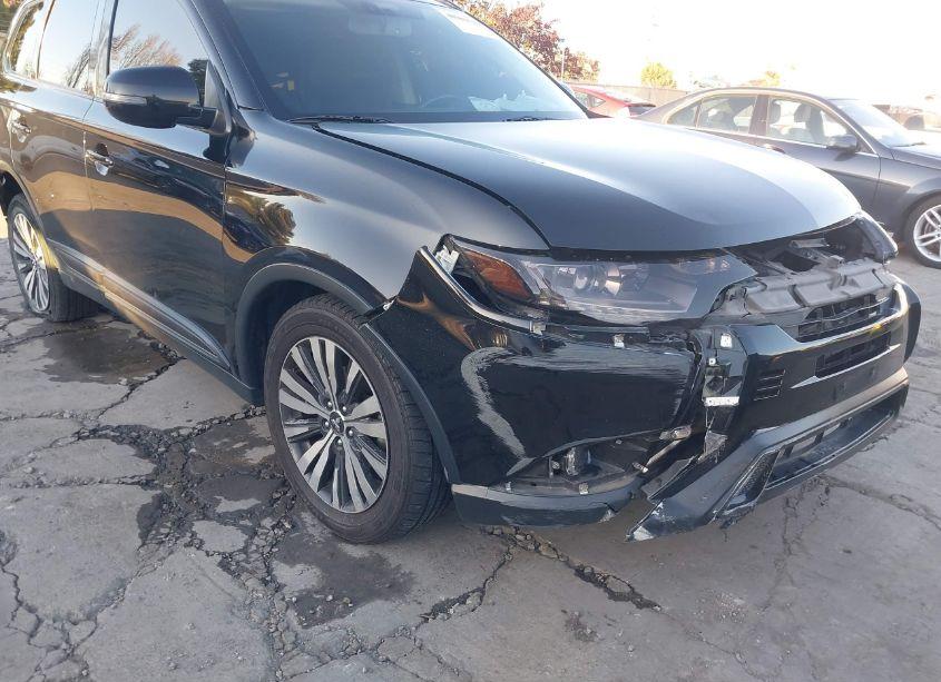 Photo 19 of 2019 Mitsubishi Outlander SEL (VIN JA4AZ3A32KZ042179)