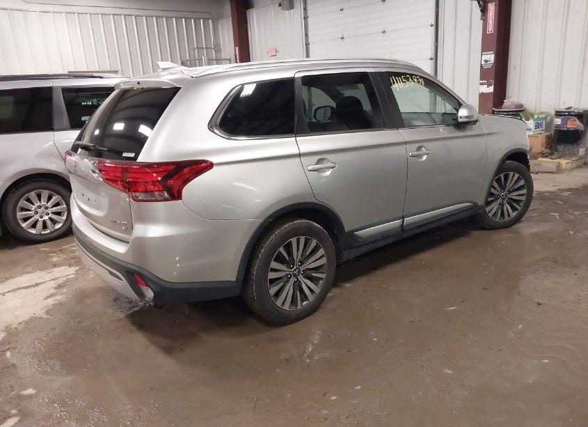 Photo 4 of 2019 Mitsubishi Outlander SEL (VIN JA4AZ3A32KZ054641)