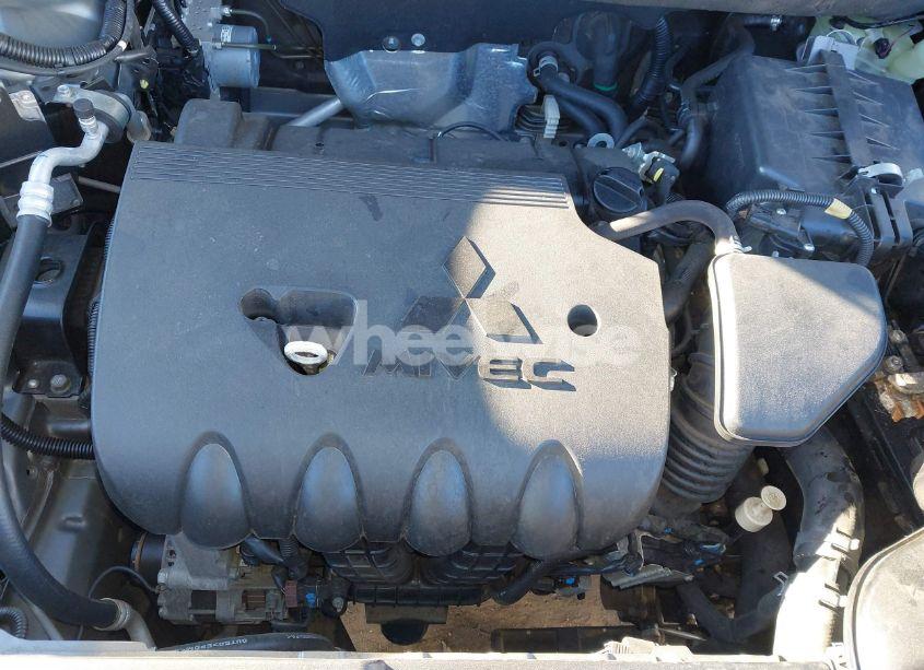 Photo 10 of 2020 Mitsubishi Outlander ES 2.4 S-AWC/LE 2.4 S-AWC/SE 2.4 S-AWC/SEL 2.4 S-AWC/SP 2.4 S-AWC (VIN JA4AZ3A32LJ001485)