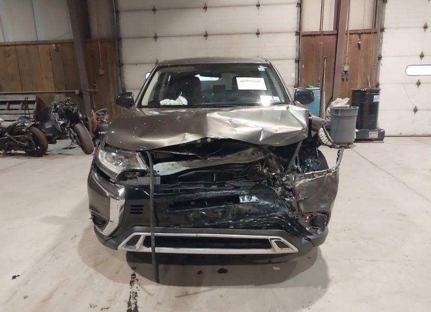 Photo 13 of 2020 Mitsubishi Outlander ES 2.4 (VIN JA4AZ3A32LZ006185)