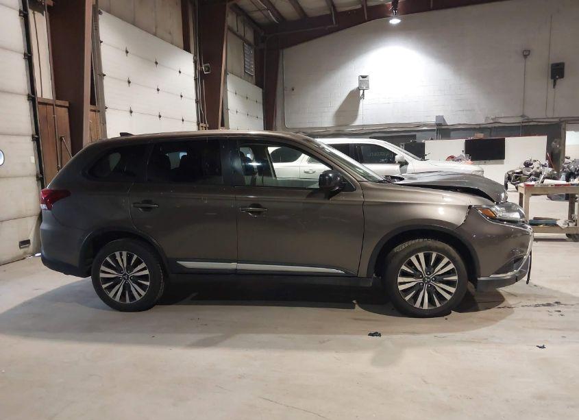 Photo 14 of 2020 Mitsubishi Outlander ES 2.4 (VIN JA4AZ3A32LZ006185)