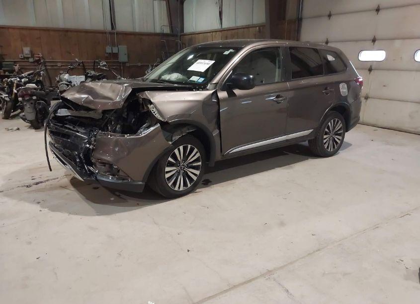 Photo 2 of 2020 Mitsubishi Outlander ES 2.4 (VIN JA4AZ3A32LZ006185)