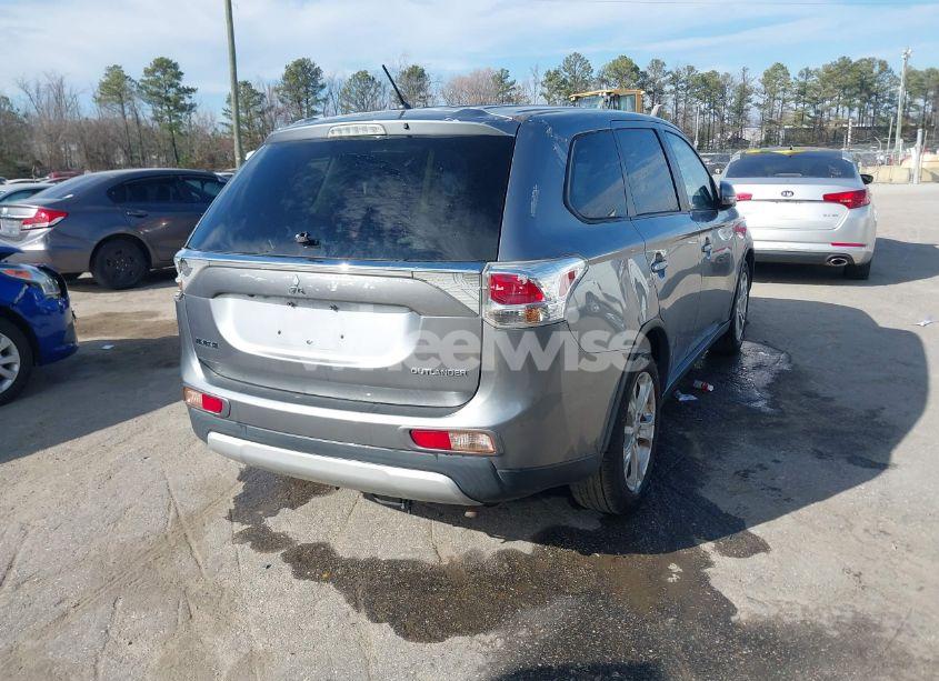 Photo 4 of 2015 Mitsubishi Outlander SE (VIN JA4AZ3A33FZ004093)