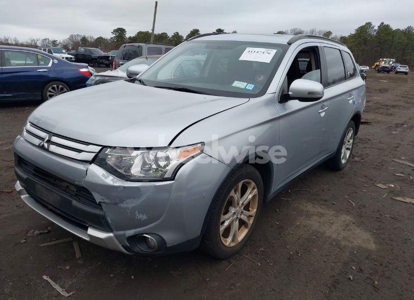 Photo 6 of 2015 Mitsubishi Outlander SE (VIN JA4AZ3A33FZ006765)
