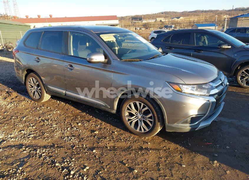 2016 Mitsubishi Outlander SE (VIN JA4AZ3A33GZ048967) main photo