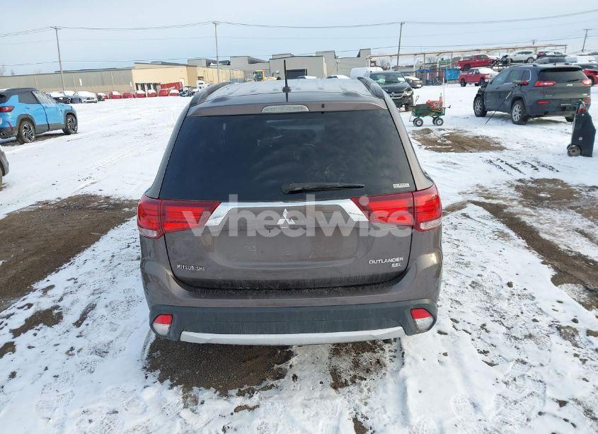 Photo 17 of 2016 Mitsubishi Outlander SEL (VIN JA4AZ3A33GZ051271)