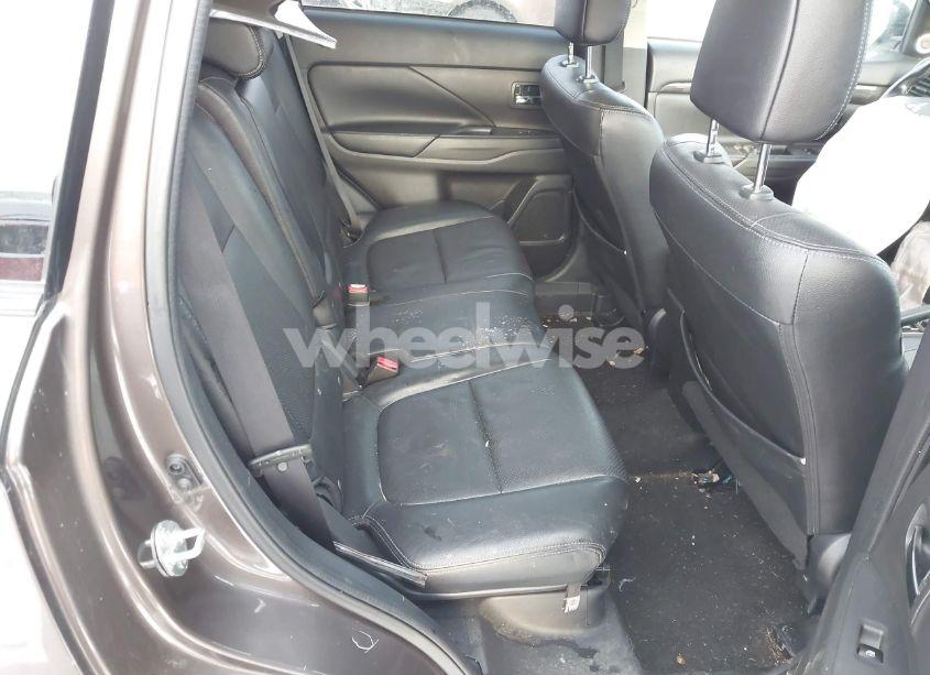 Photo 8 of 2016 Mitsubishi Outlander SEL (VIN JA4AZ3A33GZ051271)