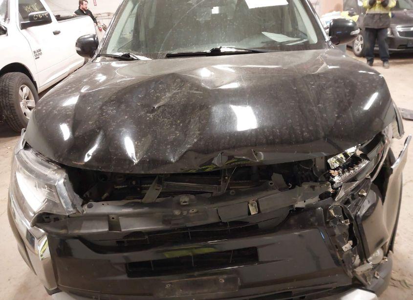 Photo 12 of 2016 Mitsubishi Outlander SE (VIN JA4AZ3A33GZ053893)