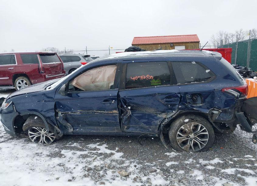 Photo 14 of 2016 Mitsubishi Outlander ES (VIN JA4AZ3A33GZ054946)